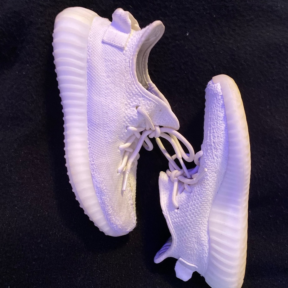 Cream yeezy boosts authentic